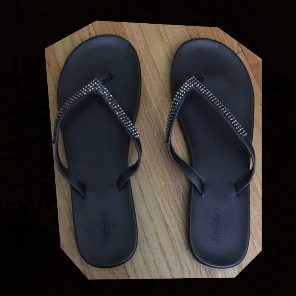 Women’s flip flops
